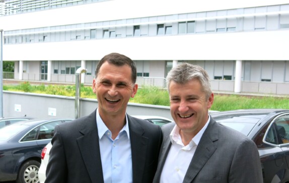 Prof. Dragan Primorac and Davor Šuker, president of the Croatian Football Federation after the signing of the contract with St. Catherine Hospital